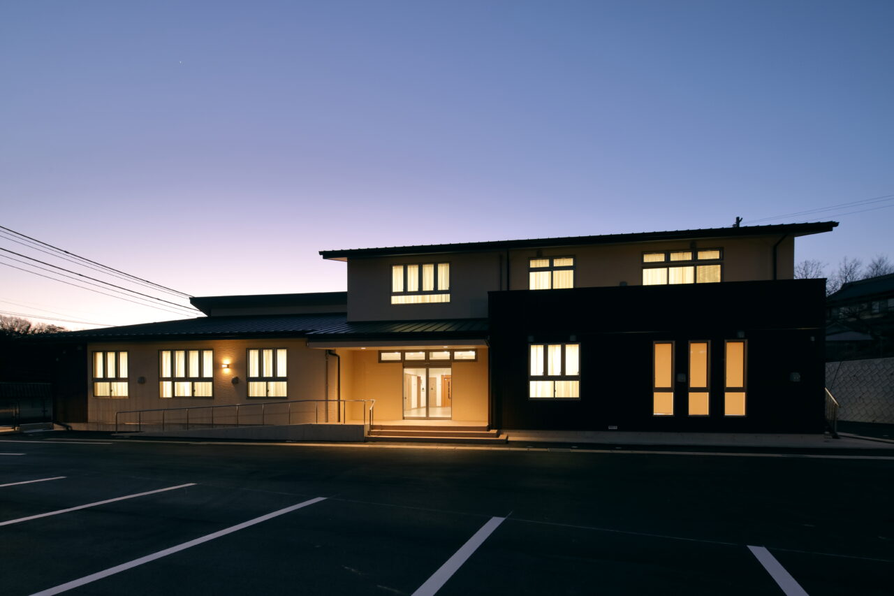 006　外観　北東面　夜景