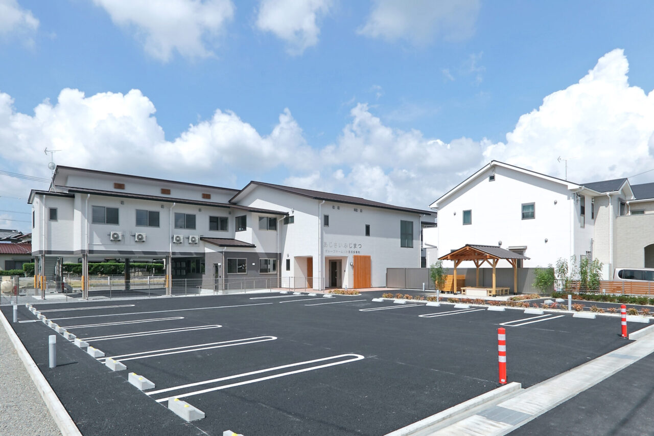 001　外観　東面