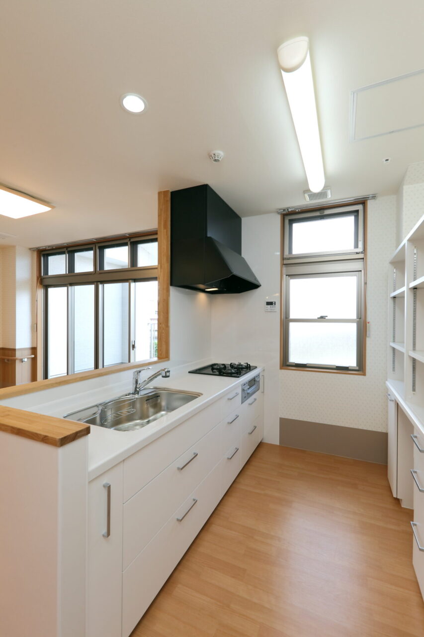 032　2階　台所３